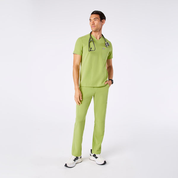 men's Matcha Chisec - Three-Pocket Scrub Top™
