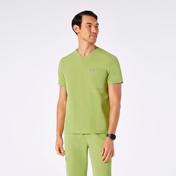 men's Matcha Chisec - Three-Pocket Scrub Top™