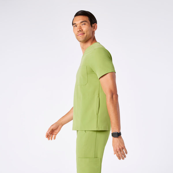 men's Matcha Chisec - Three-Pocket Scrub Top™