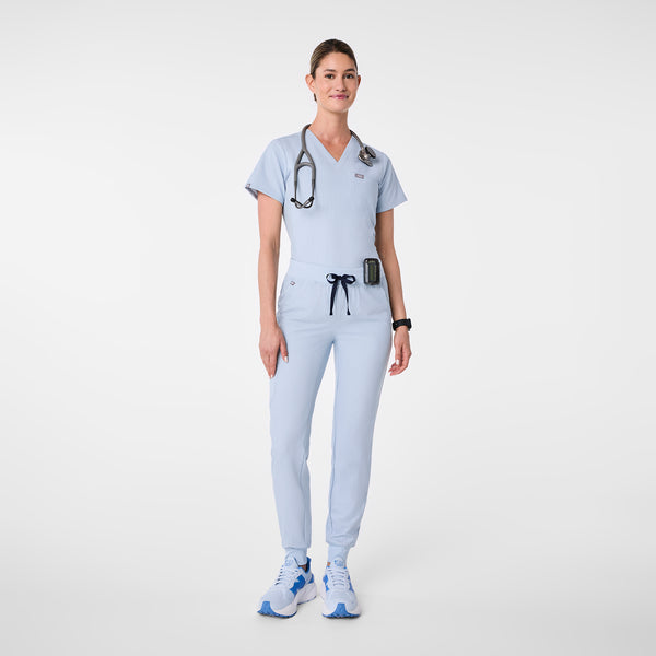 women's Chambray  Zamora - Petite Jogger Scrub Pant™