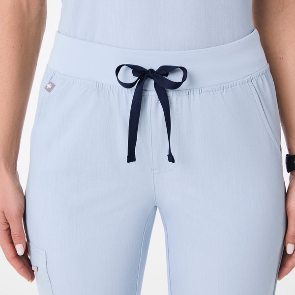 women's Chambray  Zamora - Petite Jogger Scrub Pant™