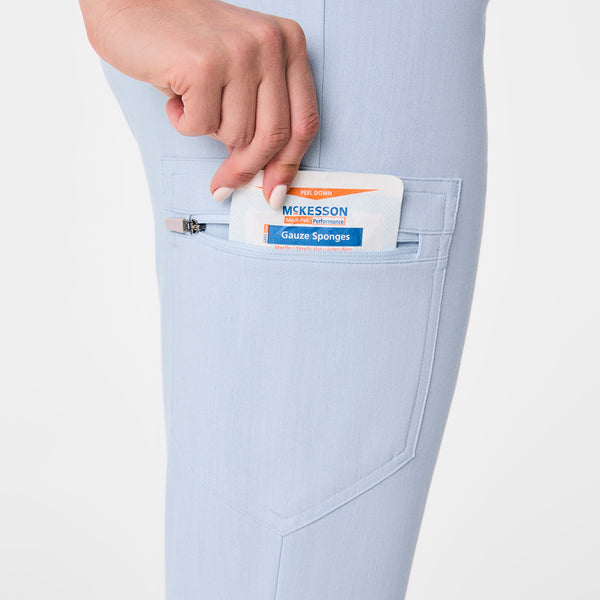 women's Chambray  Zamora - Petite Jogger Scrub Pant™