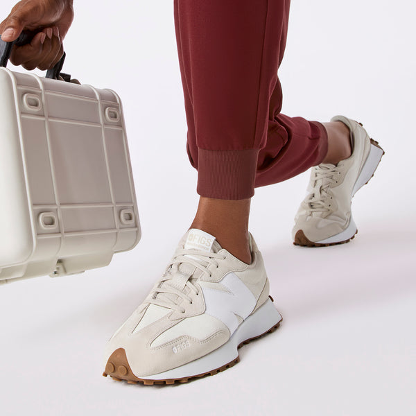 unisex Cream FIGS | New Balance 327
