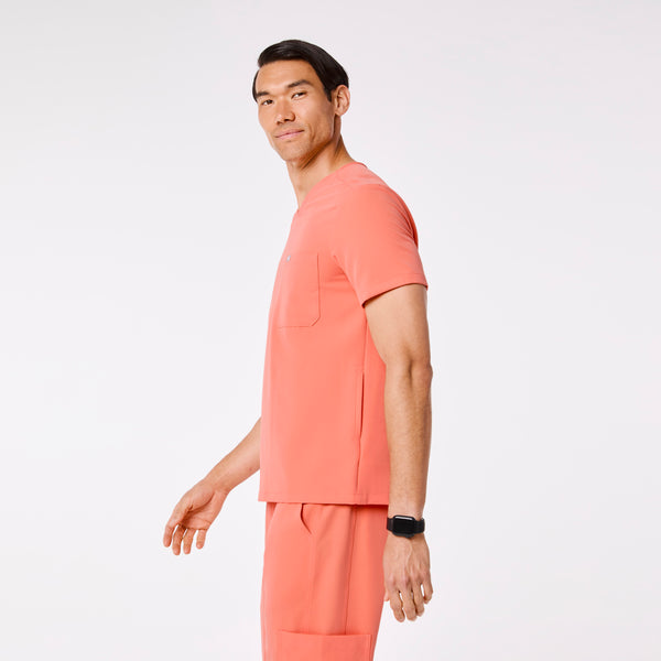 men's Sunset Drift Chisec - Three-Pocket Scrub Top™
