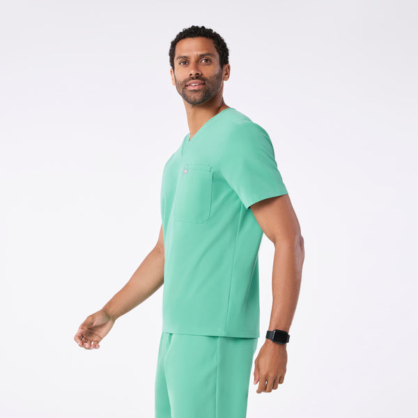 men's Surgical Green Leon - Three-Pocket Scrub Top™