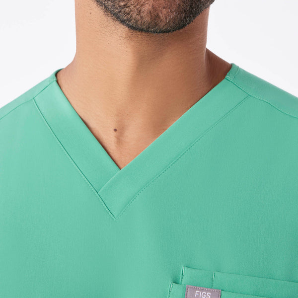 men's Surgical Green Leon - Three-Pocket Scrub Top™