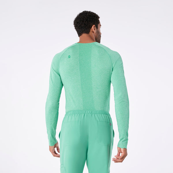 men's Surgical Green Makato Seamless - Longsleeve Underscrub