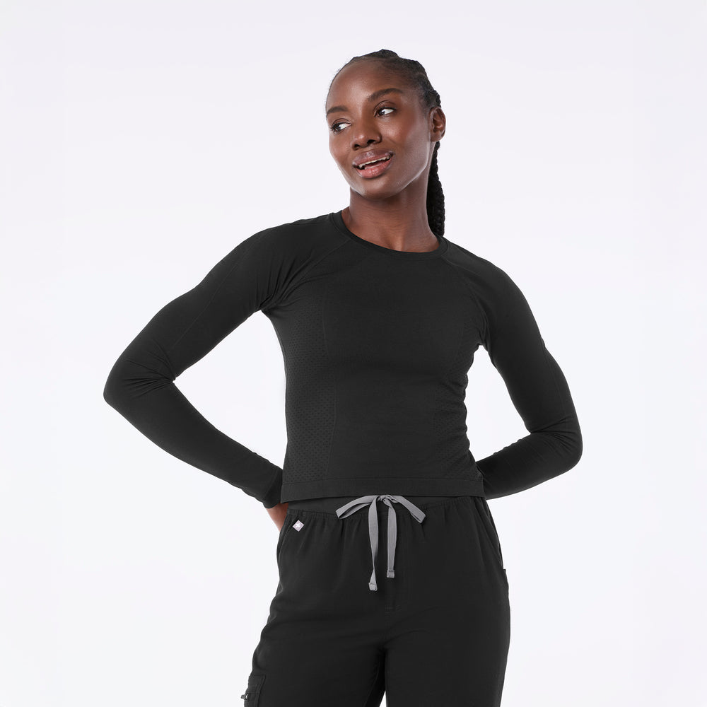 women's Black Salta Seamless Cropped - Longsleeve Underscrub