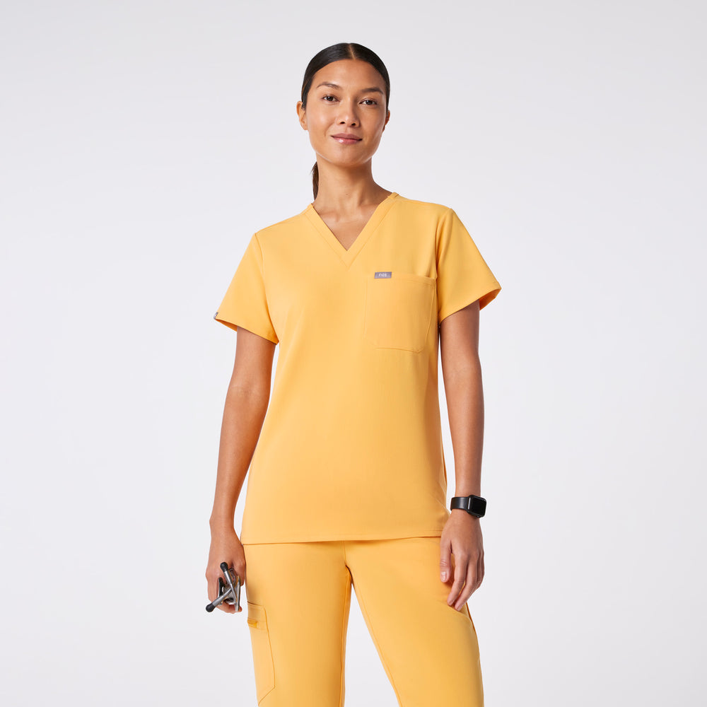 women's Dandelion Catarina Petite - One-Pocket Scrub Top™