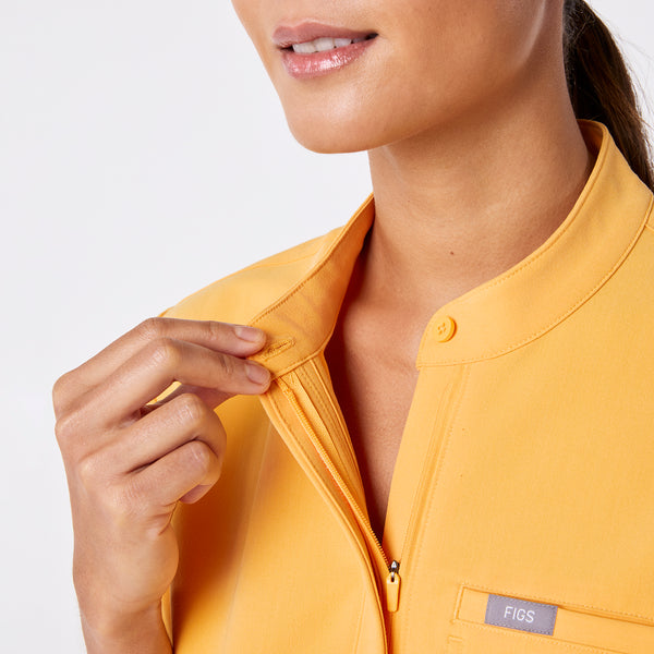 women's Dandelion Montex - Mock Neck Scrub Top