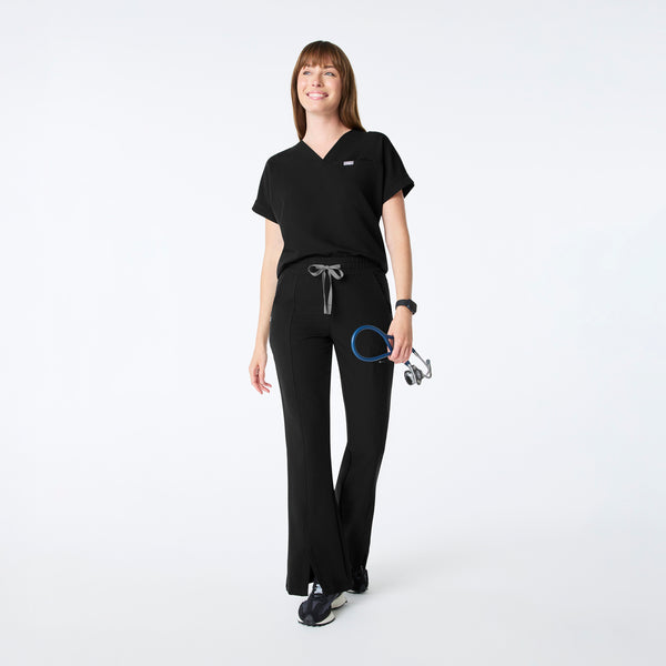 women's Black Carlota Relaxed V-Neck - Scrub Top
