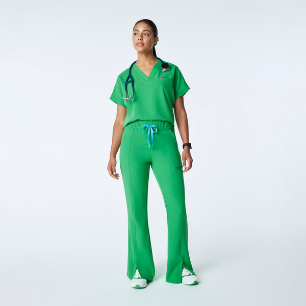 women's Emerald Carlota Relaxed V-Neck - Scrub Top