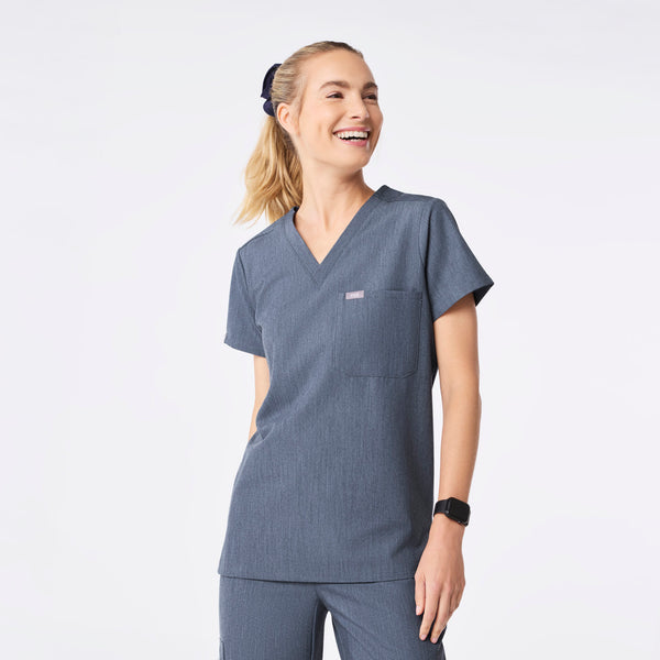 women's Heather Denim Catarina Petite - One-Pocket Scrub Top™