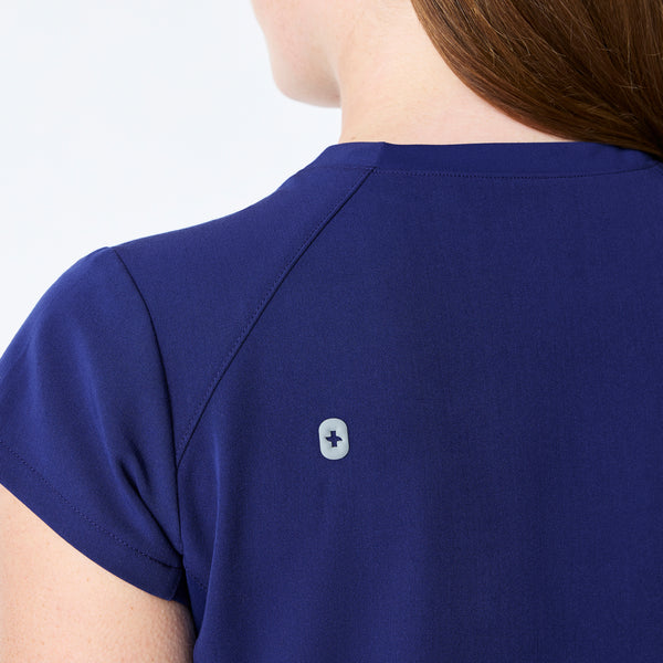 women's Sapphire Bretten Slim Crewneck - Scrub Top