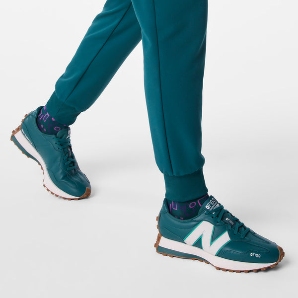 unisex Caribbean Blue FIGS | New Balance 327
