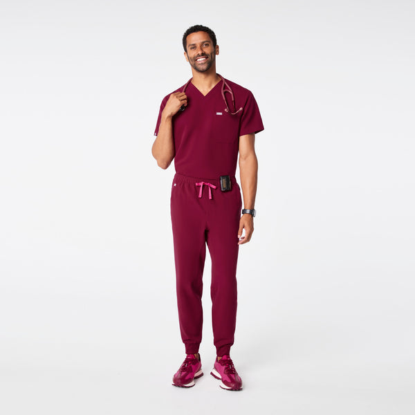 men's Deep Cranberry Leon -  Scrub Top™