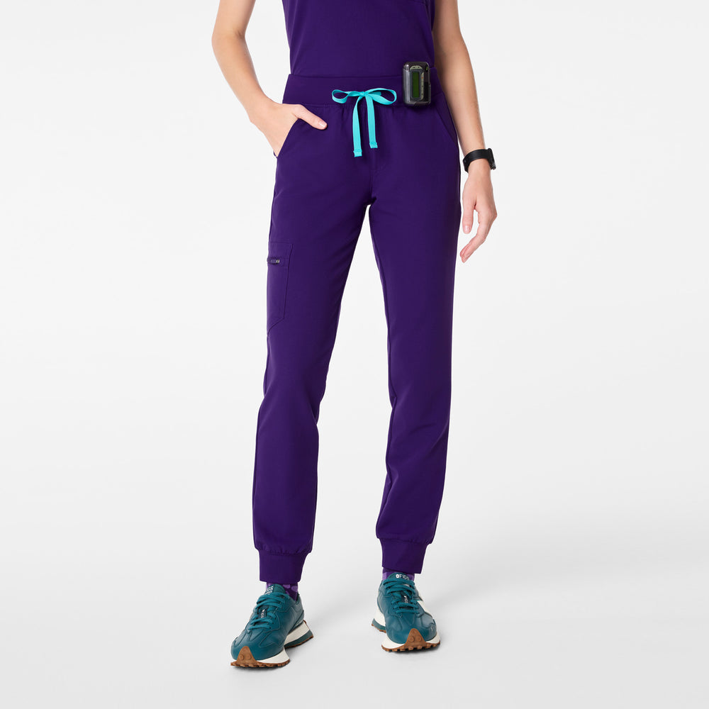 women's Purple Pulse Zamora - Petite Jogger Scrub Pant™