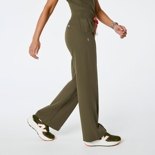 women's Spruce Alexandria Wide Leg Cargo - Petite Scrub Pant