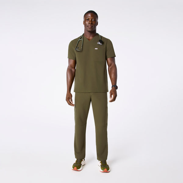 men's Spruce Chisec - Three-Pocket Scrub Top™