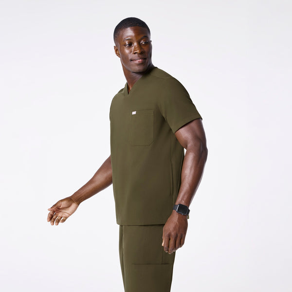 men's Spruce Chisec - Three-Pocket Scrub Top™
