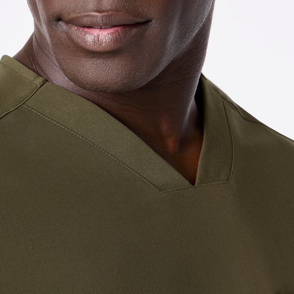 men's Spruce Chisec - Three-Pocket Scrub Top™