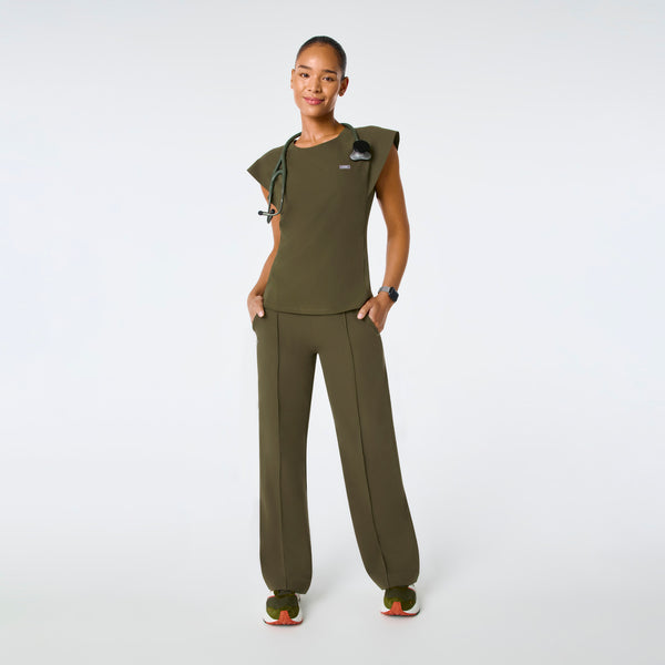 women's Spruce Orillia Slim Scoop Neck - Scrub Top