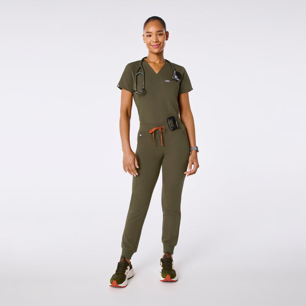 women's Spruce Zamora - Petite Jogger Scrub Pant™