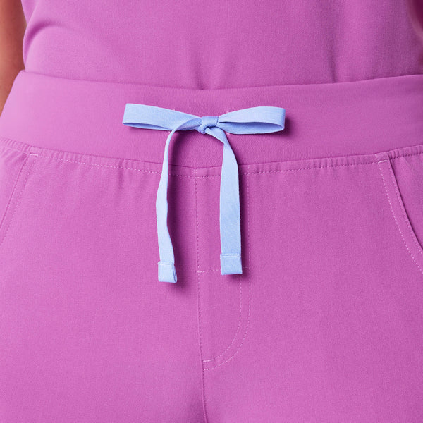 women's Ultraberry Kade - Petite Cargo Scrub Pant™
