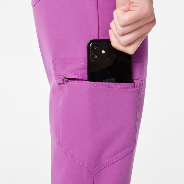 women's Ultraberry Zamora - Petite Jogger Scrub Pant™