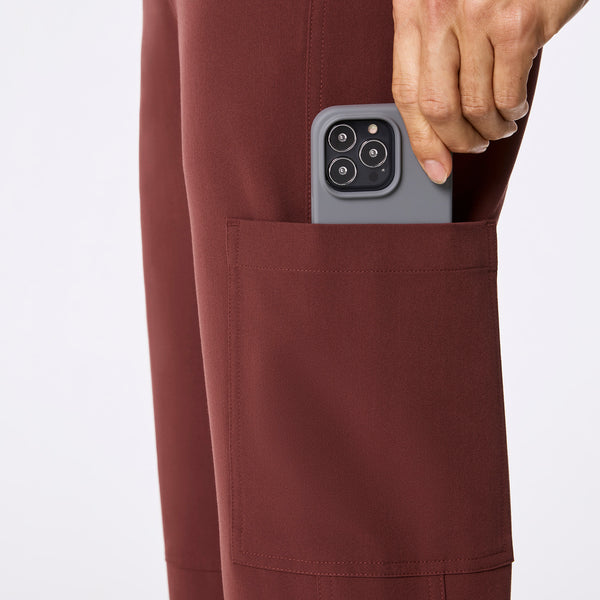 men's Walnut Axim - Short Cargo Scrub Pant™