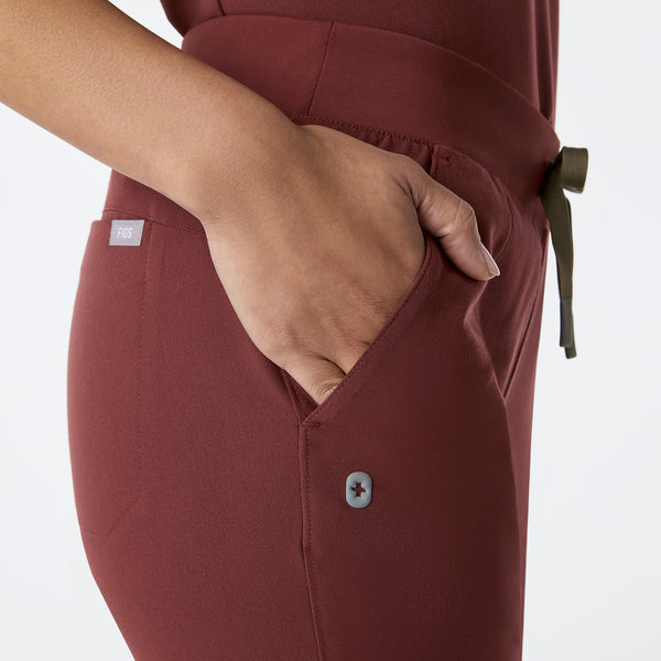 women's Walnut Victoria Slim Tapered - Petite Scrub Pant