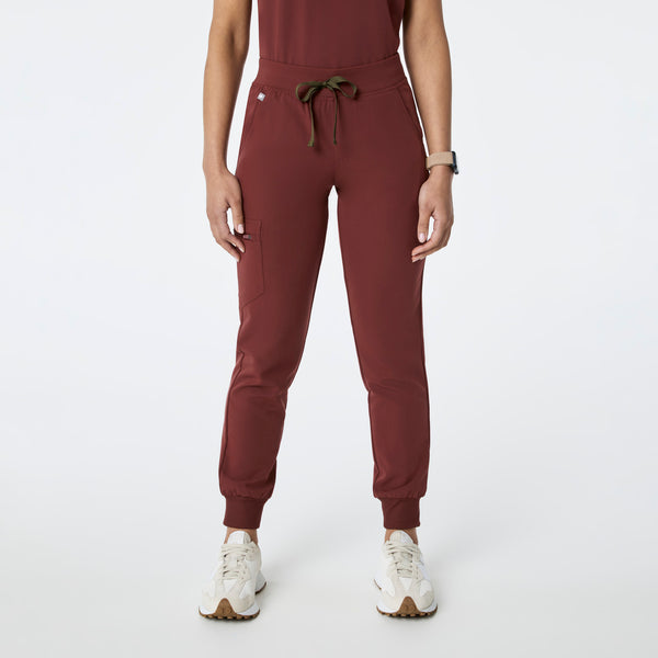 women's Walnut Zamora - Petite Jogger Scrub Pant™