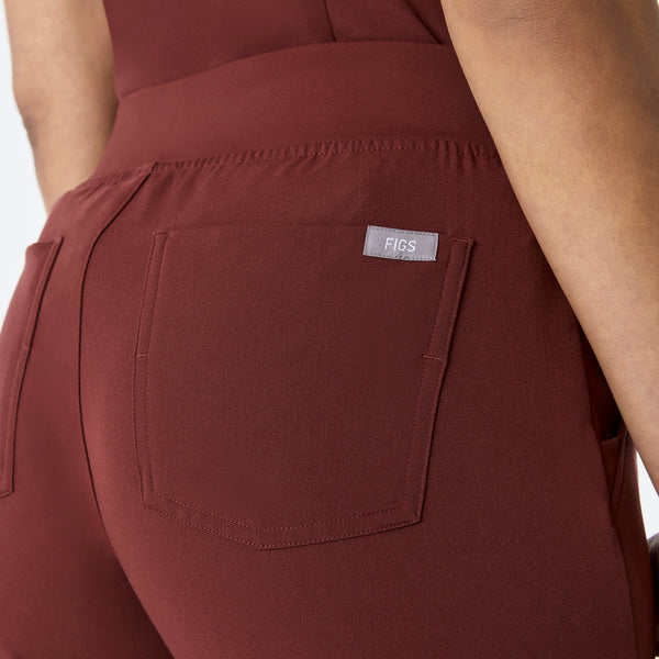 women's Walnut Zamora - Petite Jogger Scrub Pant™