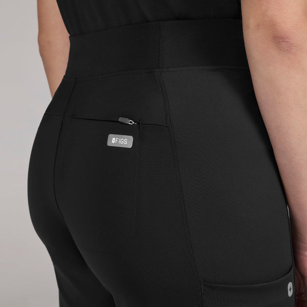 women's Black Valle FORMx Straight Leg - Scrub Pant