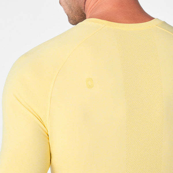 men's Butter Yellow Makato Seamless - Shortsleeve Underscrub