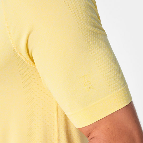 men's Butter Yellow Makato Seamless - Shortsleeve Underscrub