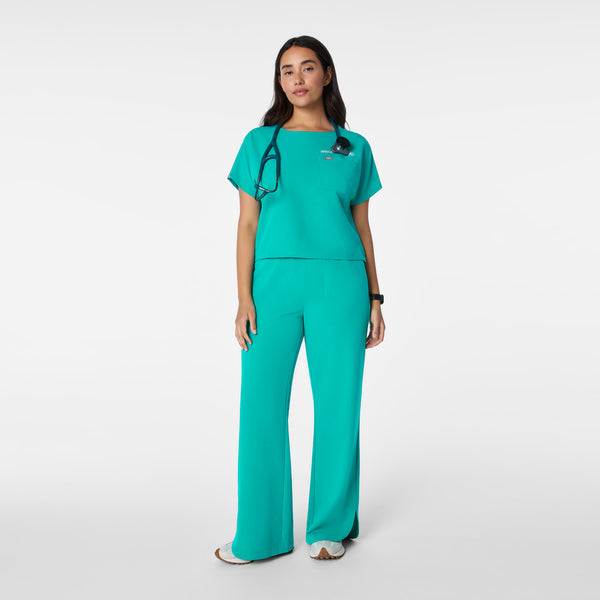 women's Lagoon Arua Cropped Crewneck - One-Pocket Scrub Top