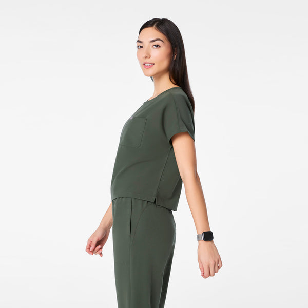 women's Moss Arua Cropped Crewneck - One-Pocket Scrub Top