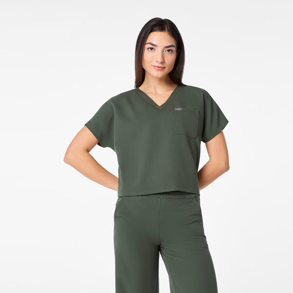 women's Moss Arua Cropped V-Neck - One-Pocket Scrub Top