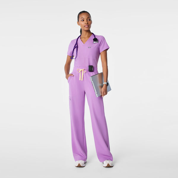 Women's Wild Iris Isabel High-Rise Wide-Leg - Petite Scrub Pant