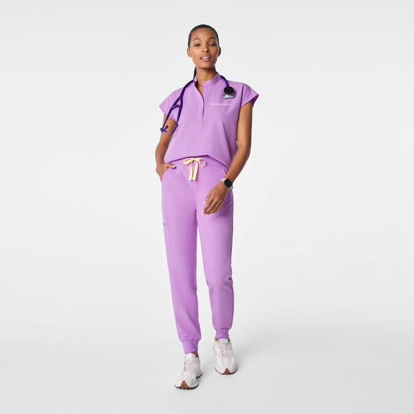 women's Wild Iris Rafaela - Oversized Scrub Top™