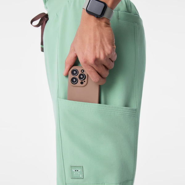 men's Jade STAR WARS™ | FIGS - Short Scrub Pant