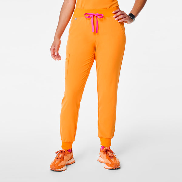 women's Creamsicle Zamora - Petite Jogger Scrub Pant™