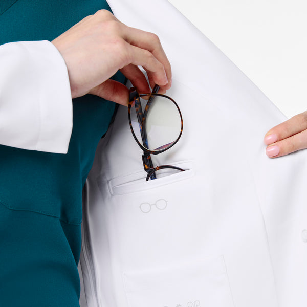 women's White Bellevue - Long Slim Lab Coat