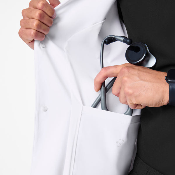 men's White Harlem - Slim Short Lab Coat