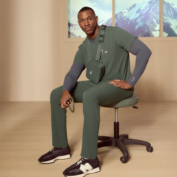 men's Moss Surrey - V-Neck Scrub Top