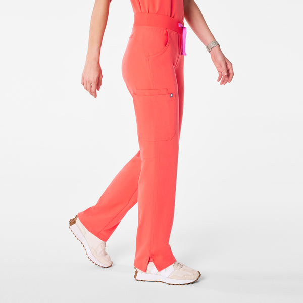 women's Fireside Kade - Petite Cargo Scrub Pant™