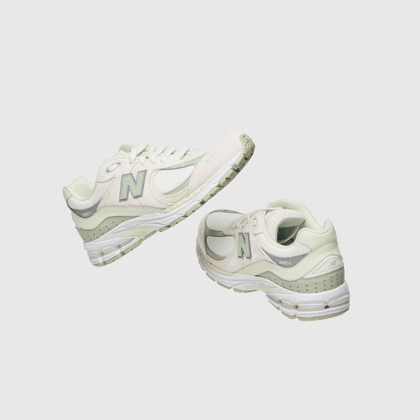 unisex Sagewater FIGS | New Balance 2002R