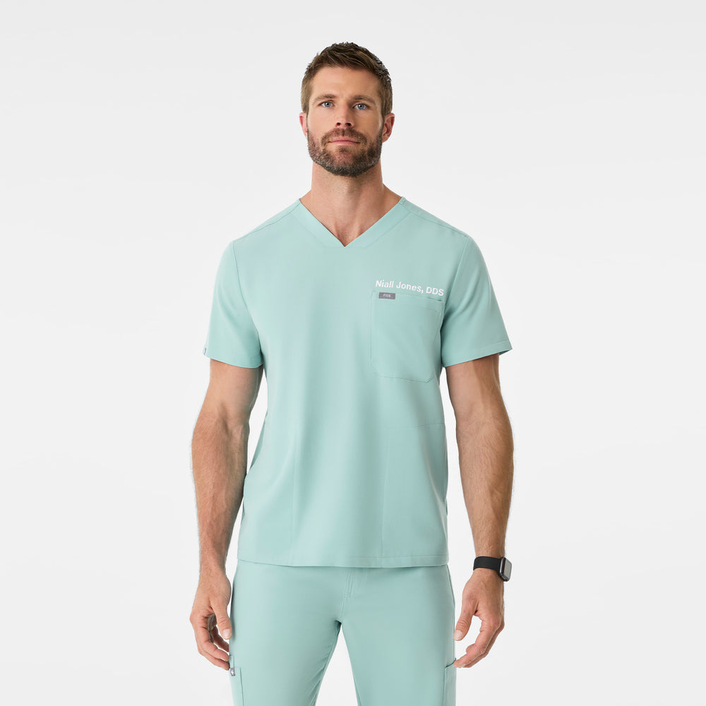 men's Seaglass Chisec - Three-Pocket Scrub Top™