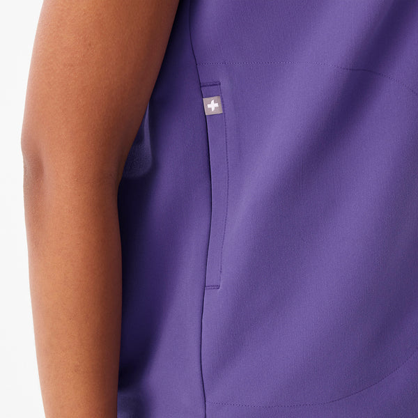 Women's Amethyst Rafaela - Oversized Scrub Top™
